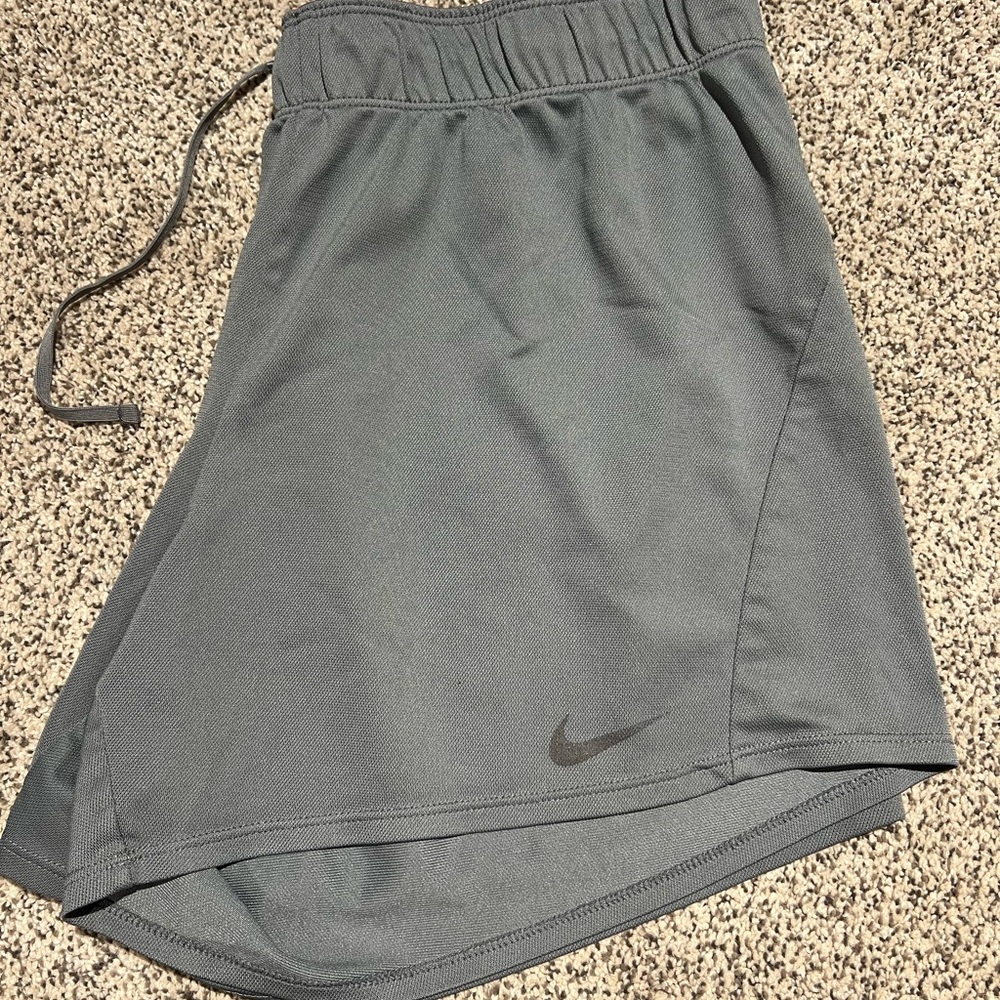 Nike light grey sport Shorts